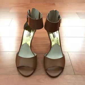 MICHAEL Michael Kors Heels, Size: 7.5